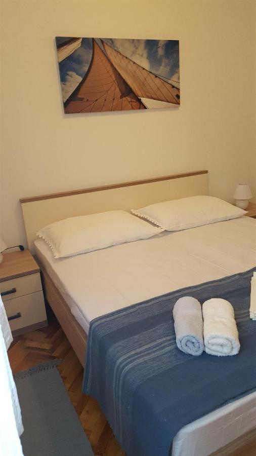 פג Apartments Ivo מראה חיצוני תמונה