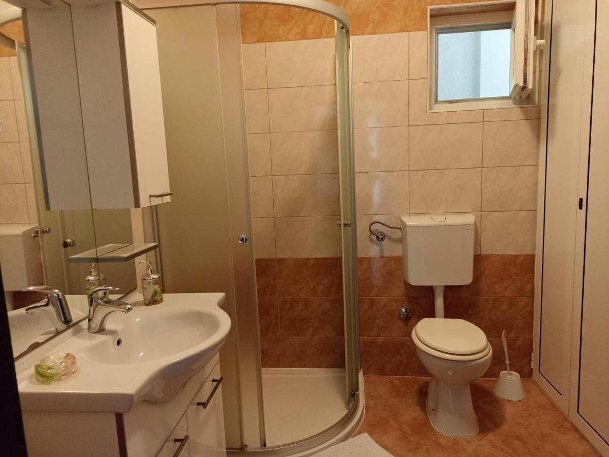פג Apartments Ivo מראה חיצוני תמונה